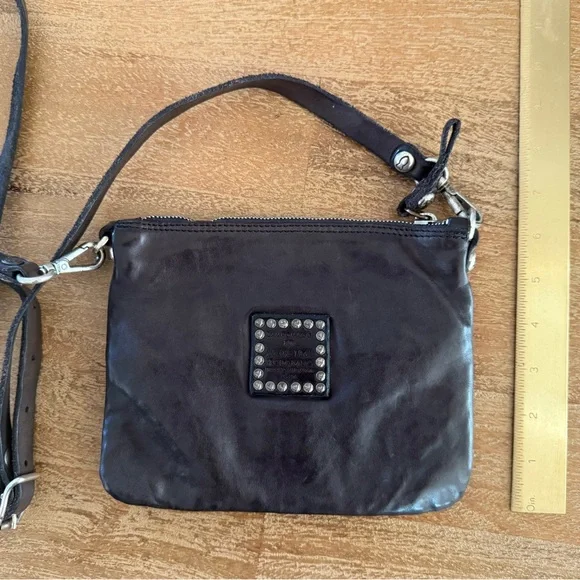 Campomaggi studded black leather crossbody *NEW* - Picture 3 of 7